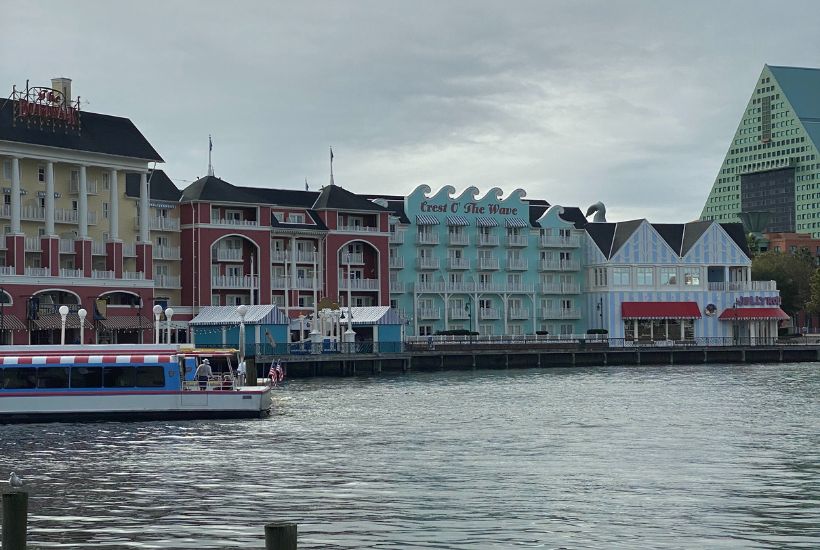 Get the most out of your upcoming Walt Disney World Trip. Be sure to follow these important Do's and Don'ts of Walt Disney World's famous complimentary transportation.