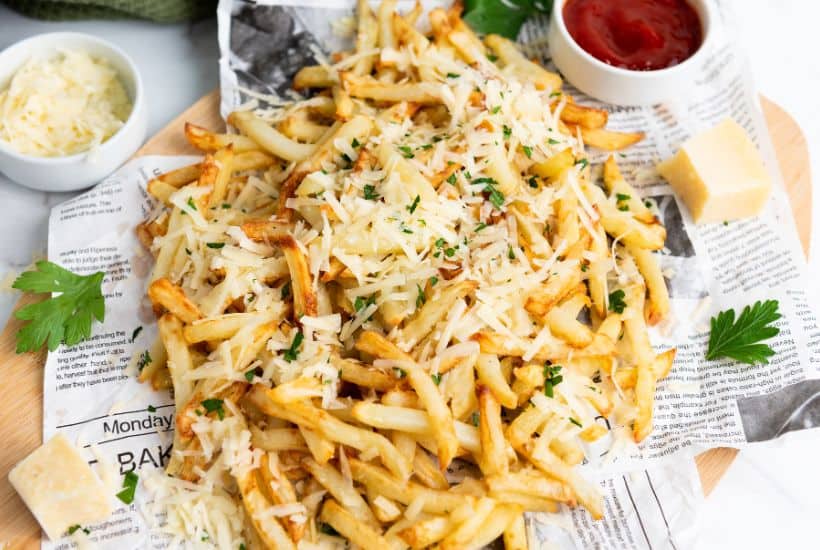 There is nothing more decadent than the taste of truffles, and these Air Fryer Parmesan Truffle Fries are nothing short of fantastic. Making them in an air fryer means you don’t need to use much oil to make them crispy and delicious. Guilt-free parmesan truffle fries? Yes, please!