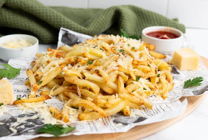There is nothing more decadent than the taste of truffles, and these Air Fryer Parmesan Truffle Fries are nothing short of fantastic. Making them in an air fryer means you don’t need to use much oil to make them crispy and delicious. Guilt-free parmesan truffle fries? Yes, please!