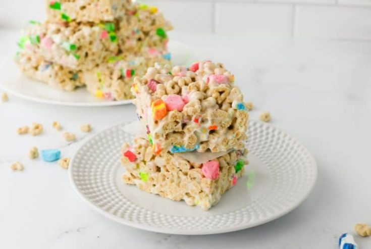 Made with Lucky Charms cereal, gooey marshmallows, and a bit of butter, these Lucky Charms treats are so quick and easy and will bring a smile to your face in no time. In just a few simple steps, you'll have a nostalgic snack that's perfect for sharing with friends or taking to school parties. This easy no bake treat isn't just for St. Patrick's Day.
