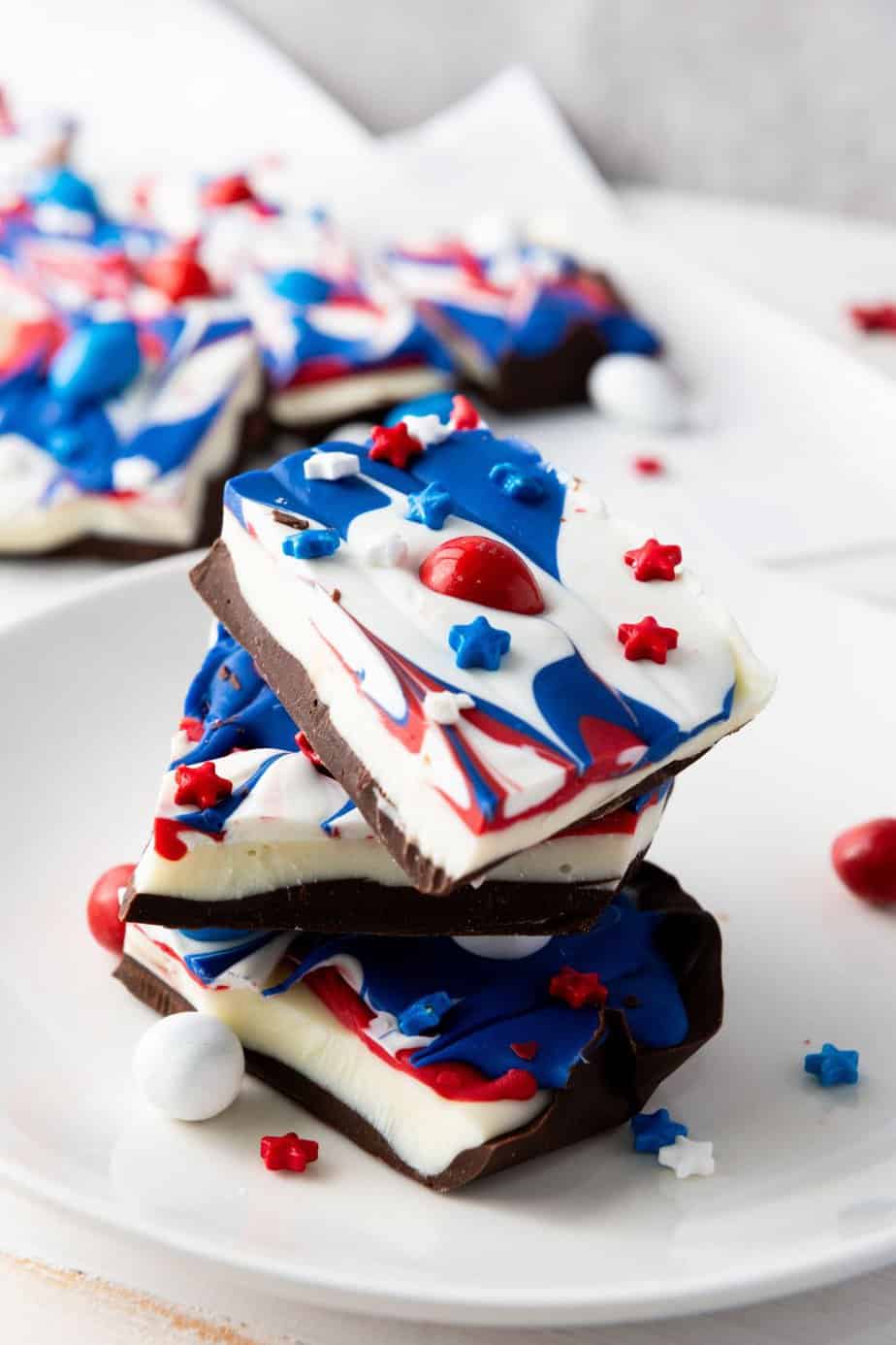 Red White and Blue Chocolate Bark - The Farm Girl Gabs®