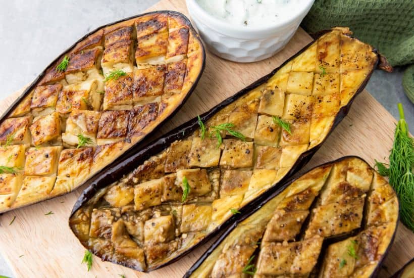 If you're looking for a delicious and healthy side dish, this Grilled Eggplant with Yogurt Sauce is a must-try. The tender, smoky eggplant goes perfectly with the creamy, garlic yogurt sauce, making it the perfect dish to serve with any meal.