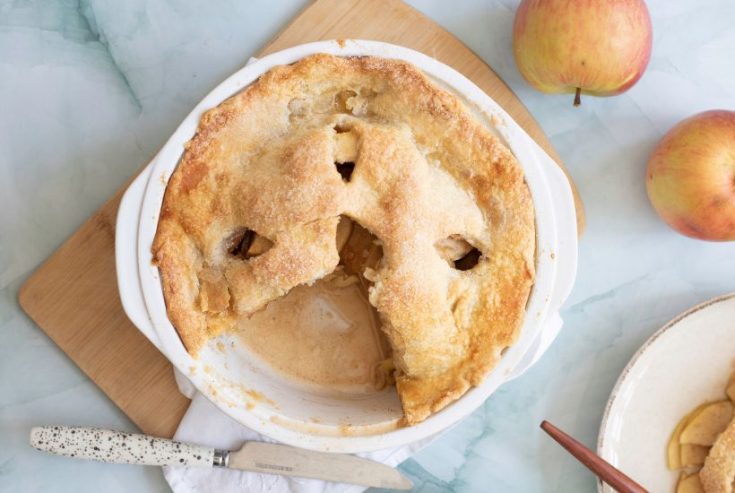 Homemade macintosh apple pie