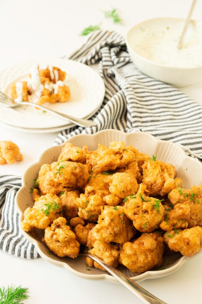 Looking for a fun and flavorful way to enjoy your veggies? These Crispy Cauliflower Bites are golden, crunchy, and downright irresistible. Whether you serve them as a snack, appetizer, or side dish, they’re sure to win over veggie lovers and skeptics alike.
